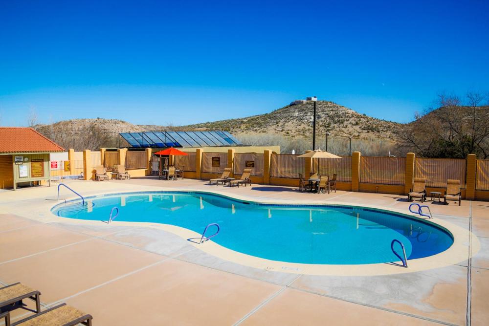 Verde Valley Canyon View Cottage 6